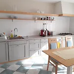 Rita Apartment *